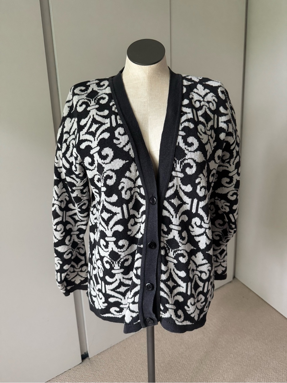 Vintage 80s 90s Black and White Deep V Neck Cardigan - M